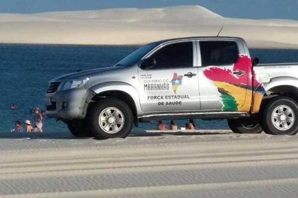 Foto de Carro Oficial da SES na Lagoa da Gaivota em Santo Amaro?
