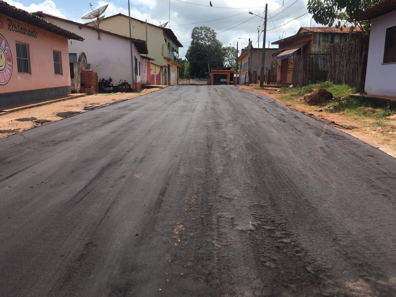 Foto de Ruas em Bequimão ganham asfaltamento pela primeira vez na história