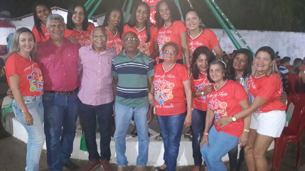 Foto de Festa beneficente realizada pelo grupo Damas de Vermelho arrecada alimentos em Bequimão