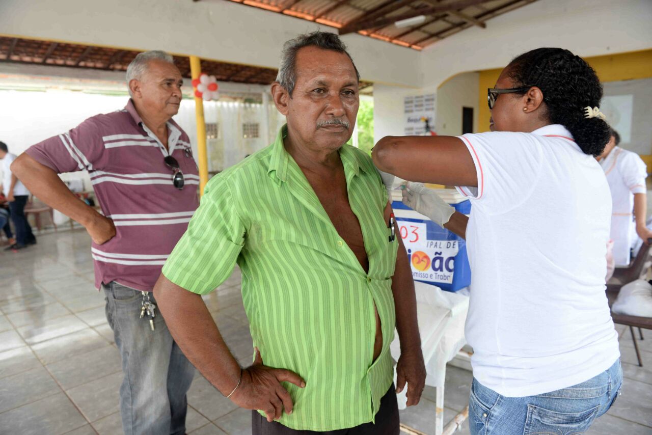 Foto de Prefeitura de Bequimão realiza dia “D” de vacinação contra a gripe