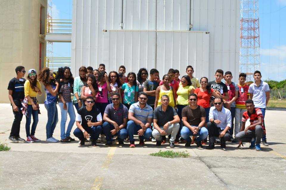 Foto de Estudantes da rede municipal de ensino de Alcântara visitam pontos turísticos e o CLA