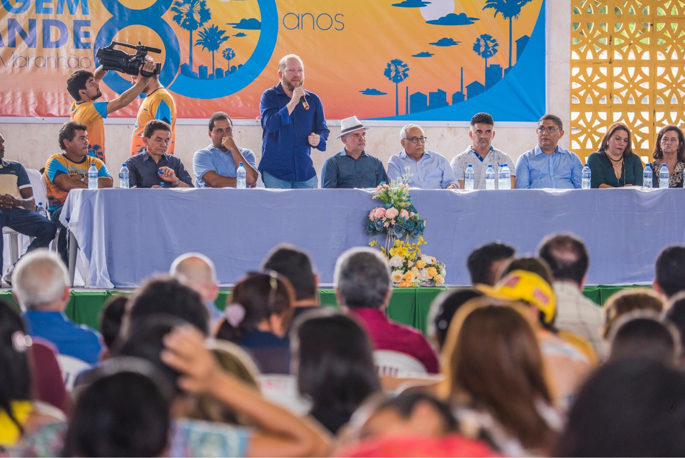 Foto de Presidente Othelino Neto participa de comemorações dos 80 anos de Vargem Grande