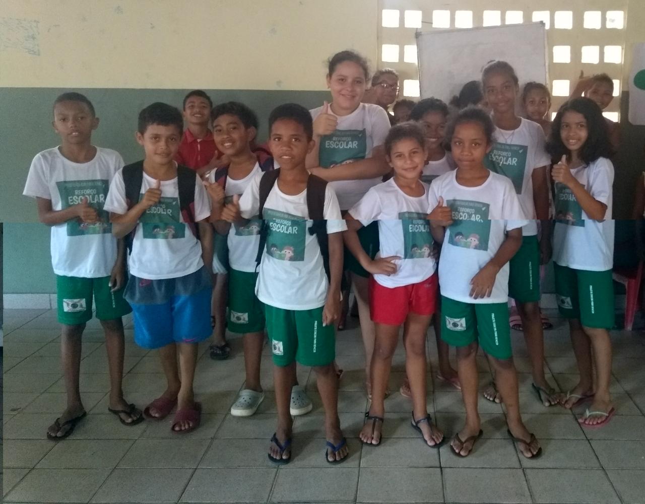 Foto de Alunos do projeto Educar para Vencer voltam às aulas