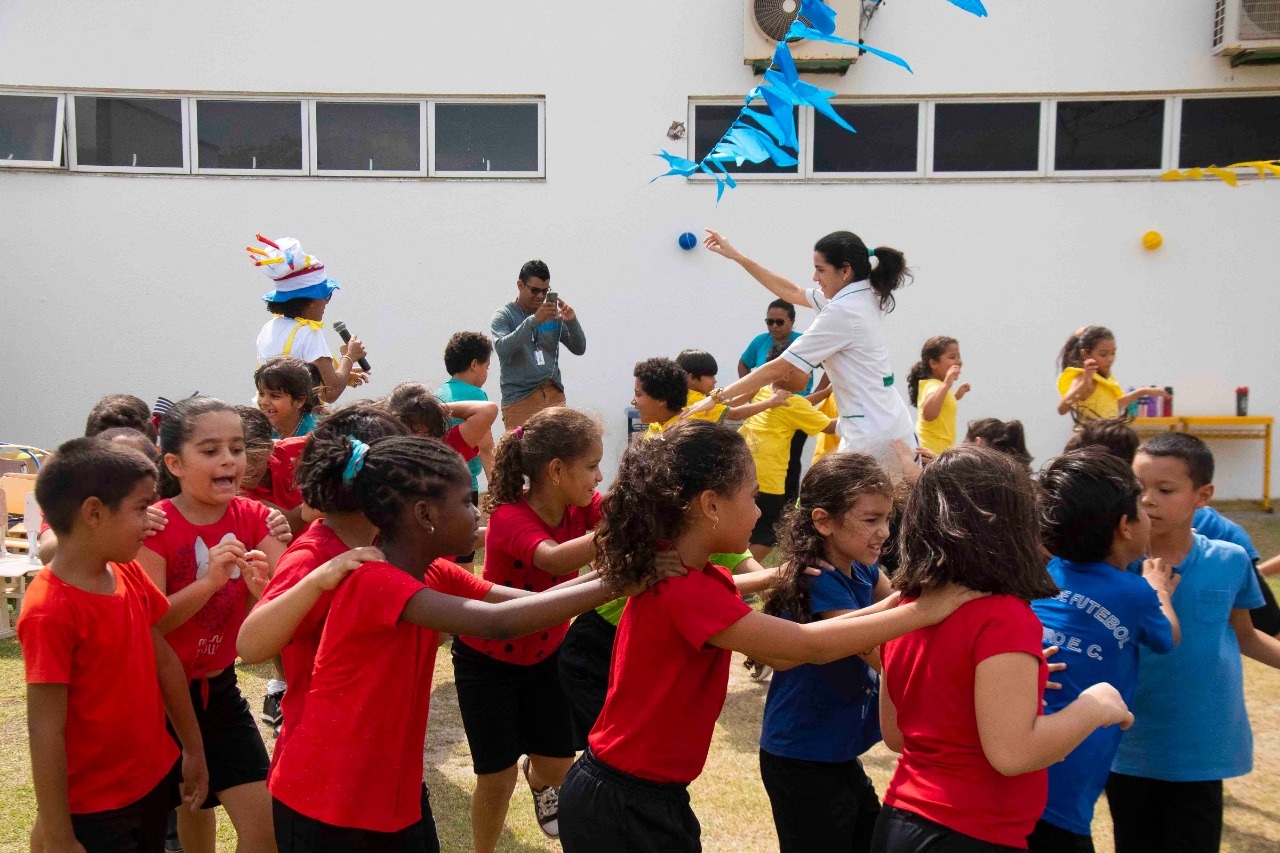 Foto de Alunos da Creche-Escola Sementinha participam de programação especial alusiva ao Dia da Criança