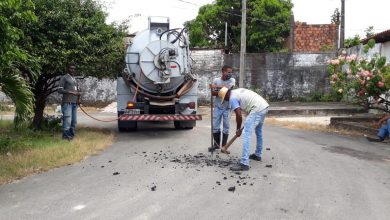 Foto de Caema realiza serviço no bairro João de Deus após solicitação de Fátima Araújo