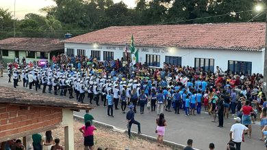 Foto de Alcântara-MA: Desfile cívico das escolas foi iniciado nesta segunda-feira (4) e encerrará na sexta-feira (8)